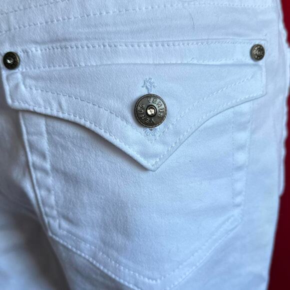 Womens Shorts Size 10 White Bermuda Casual Resort Wear - Picture 5 of 6